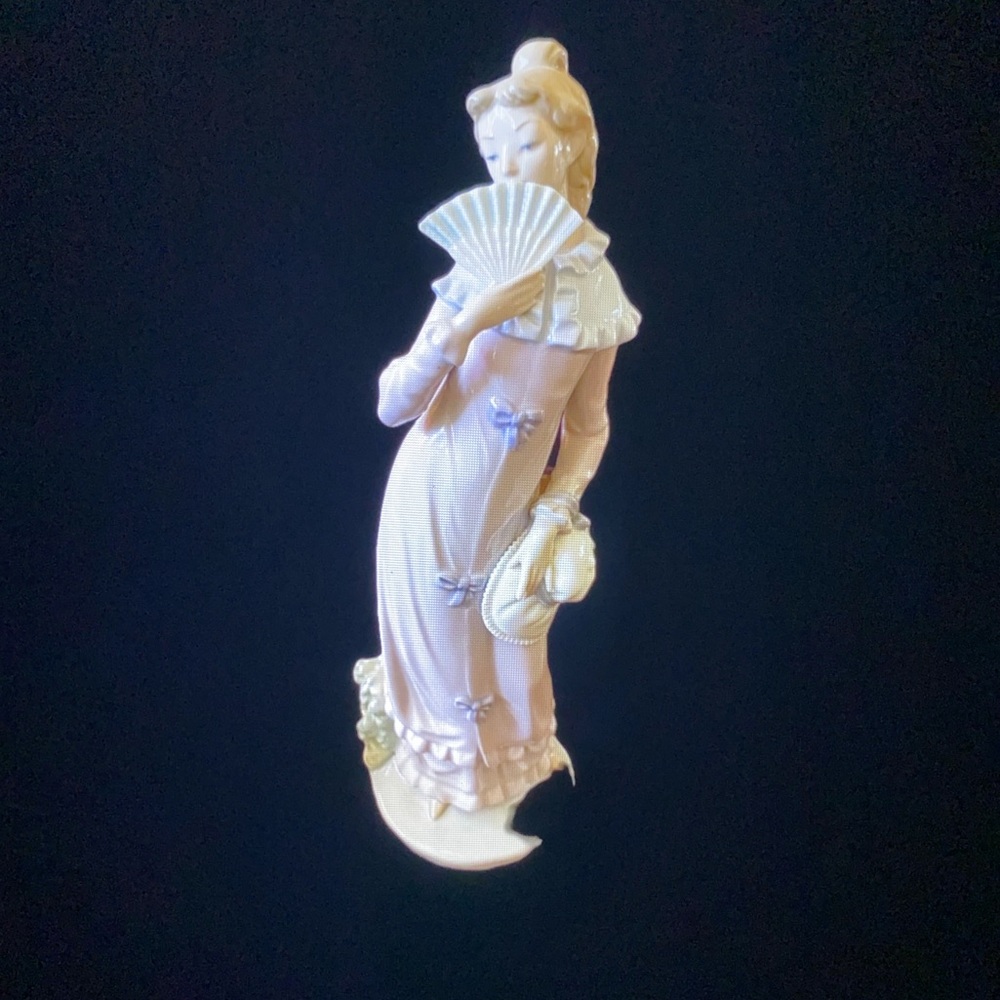 LLADRO NAO BY LLADRO LADY /FAN